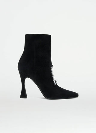 Black Hoya Boot